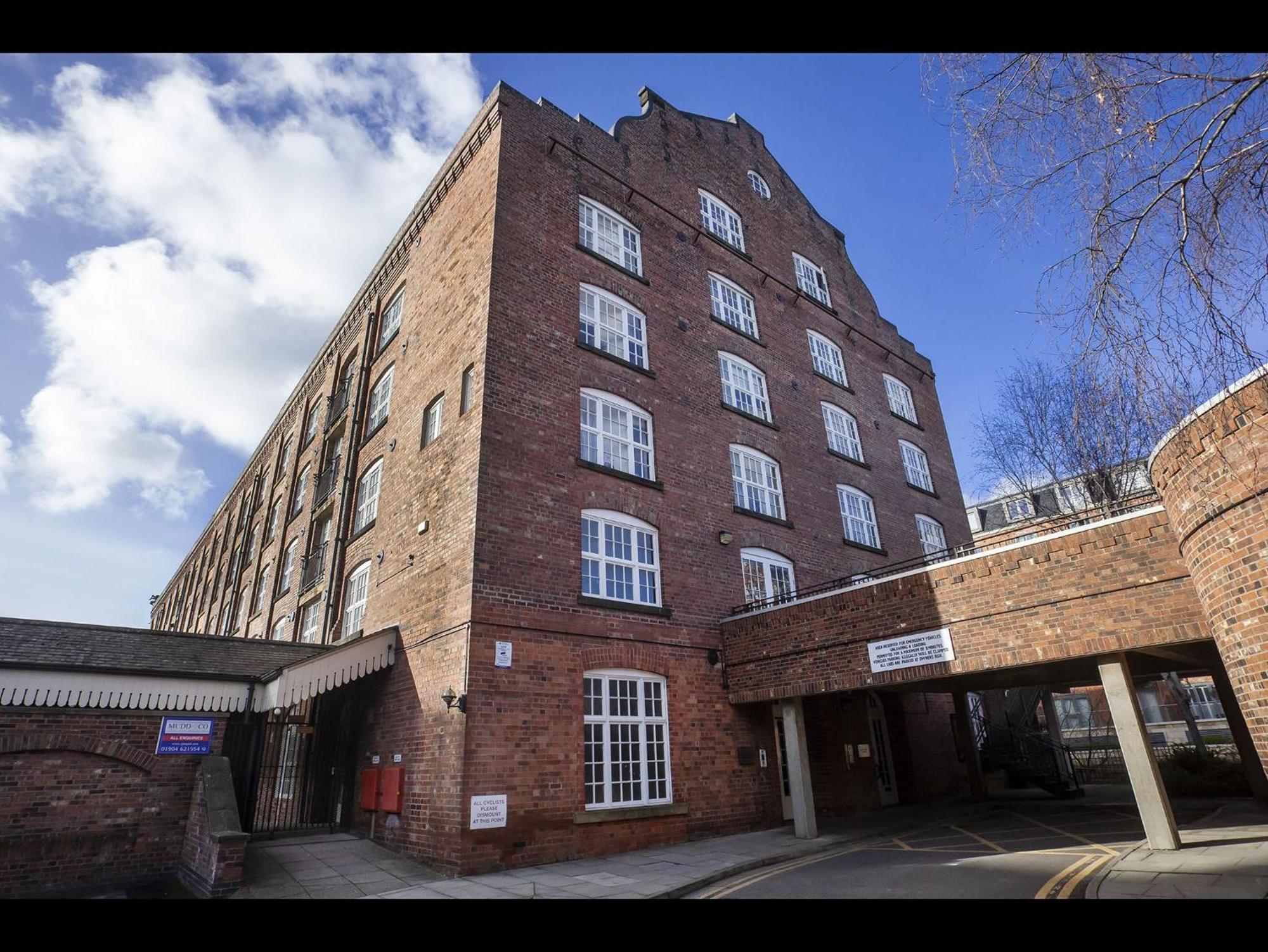 58 Cocoa Suites York Ngoại thất bức ảnh
