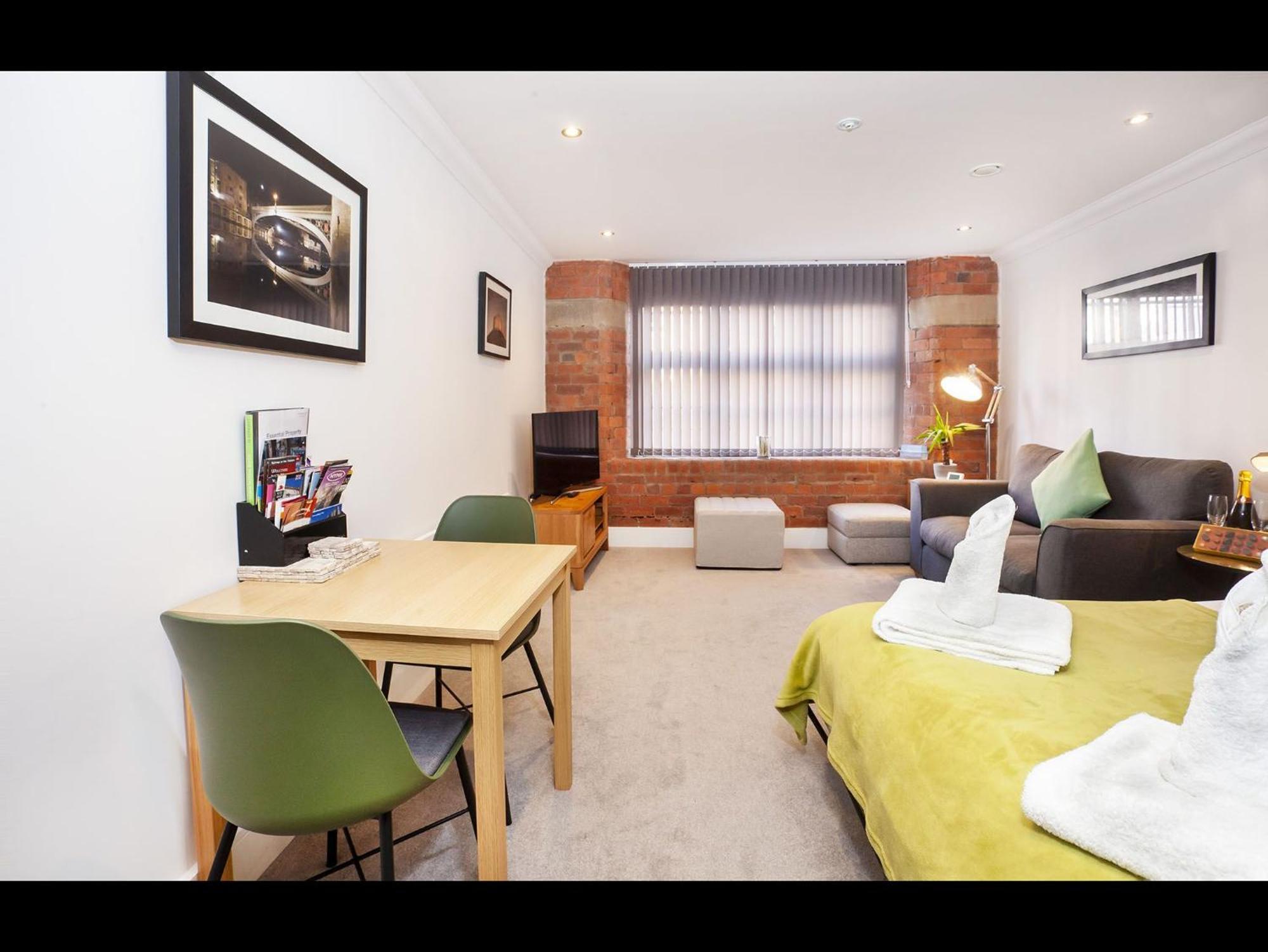 58 Cocoa Suites York Ngoại thất bức ảnh